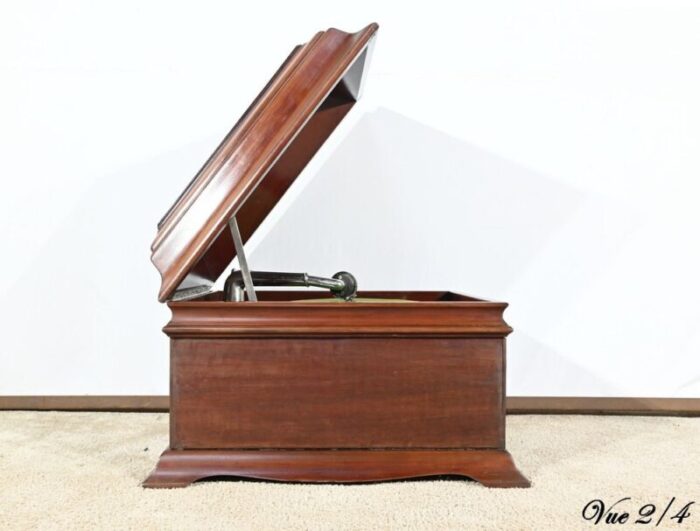 model vii phonograph in mahogany from silvertone 1920s 23