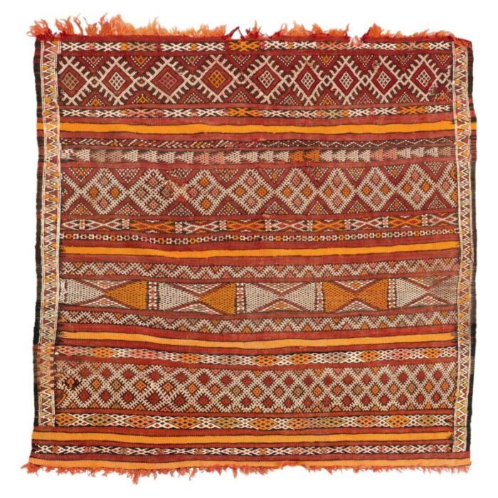 moroccan wool wooven rug 1