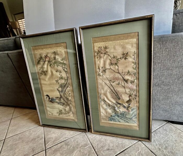 pair chinese silk scroll framed paintings 9756