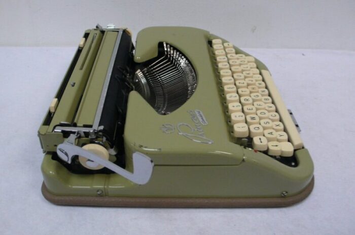 prinzess standard manual typewriter with case from keller knappich germany 1960s 3