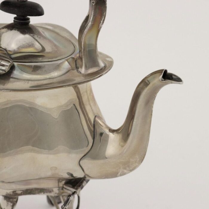 samovar in english silver 3