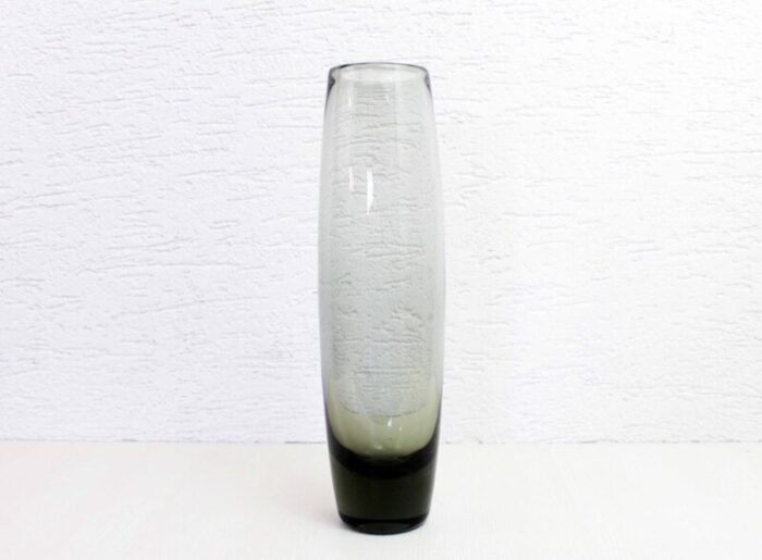 scandinavian vase by per luetken for holmegaard 1950s 4