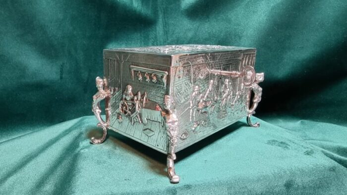 silver box with lockable lid 19th century gilt interior from georg roth co hanau 1700s 8