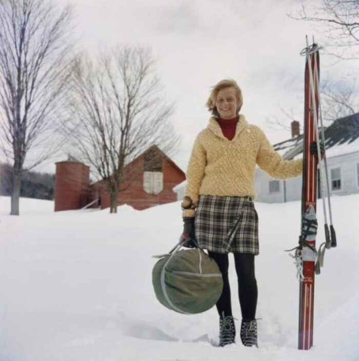 slim aarons skiing waitress estate stamped photographic print 1960 2020s 0613