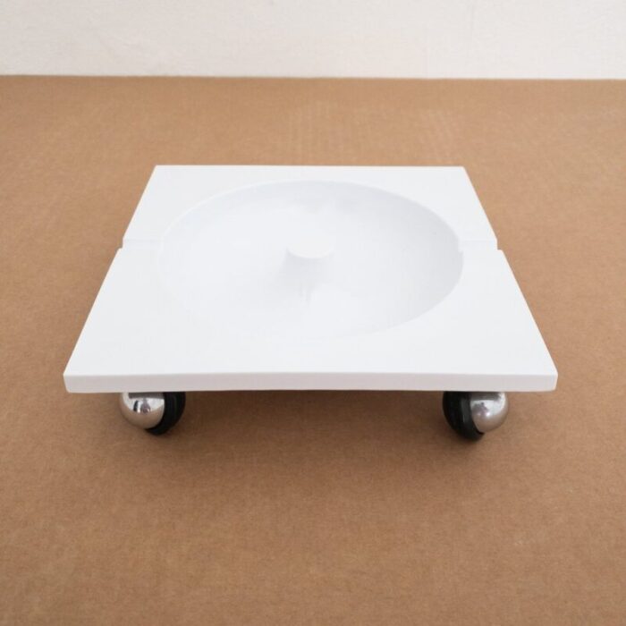 square plastic ashtray with wheels by renzo mori italy 1970s 1