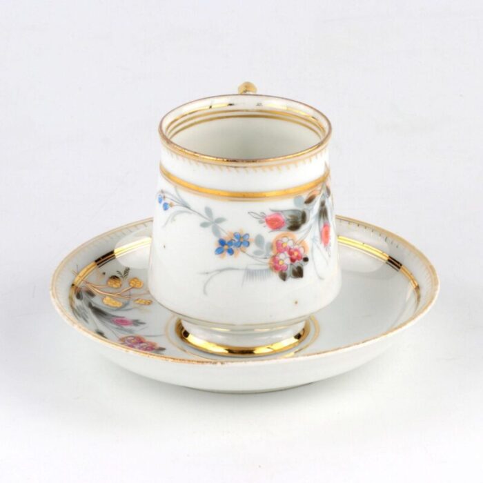 tea cup and saucer from the kuznetsov factory volkhov 1880s 2