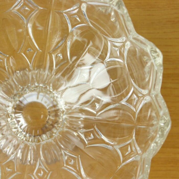 tulip collection pressed glass bowl 1957 3