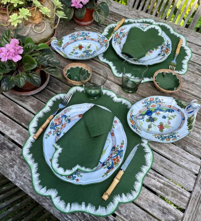 valver green embroidered linen placemat from los encajeros 3