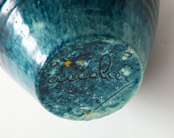 vase by accolay pottery 0922