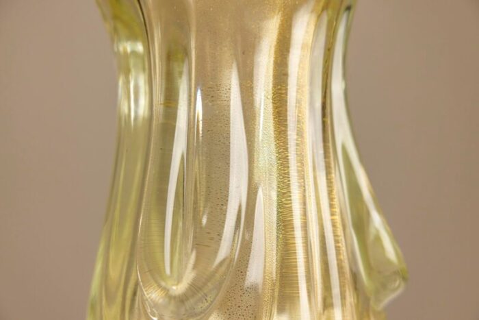 vase model 3627 in topaz gold induto by flavio poli for seguso vetri darte 1937 1035