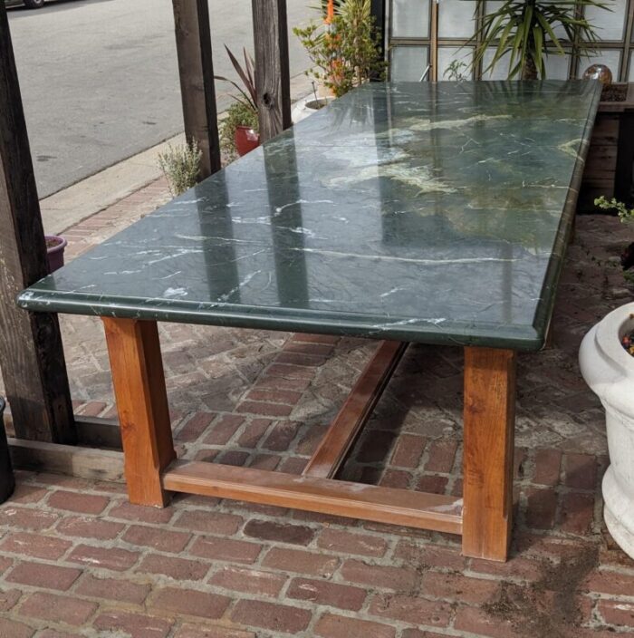 verde karzai granite table 8597