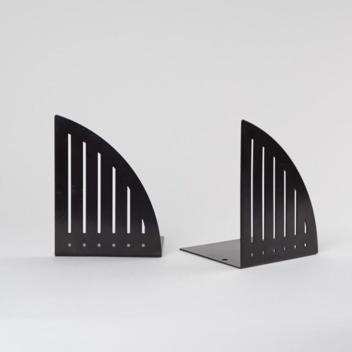 vintage black metal triangular grill bookend pair spectrum designs cleveland 6455