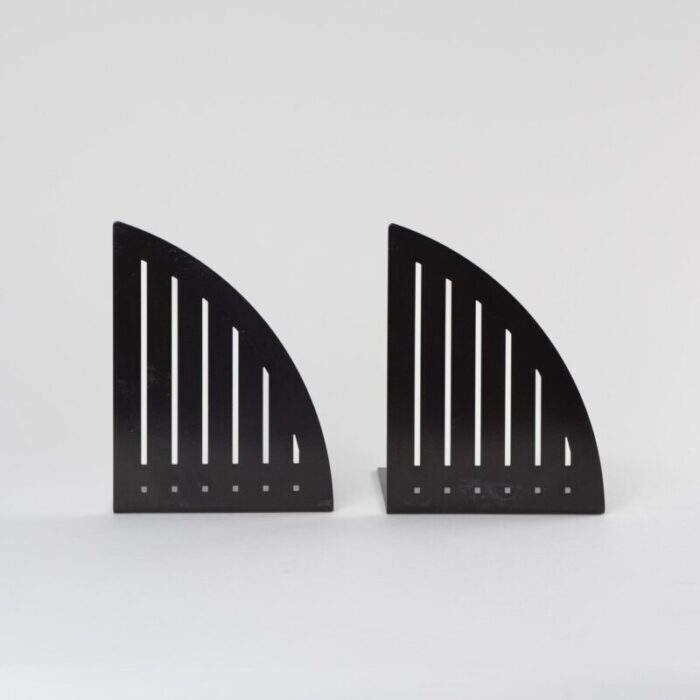 vintage black metal triangular grill bookend pair spectrum designs cleveland 8691