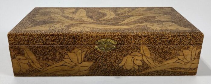 vintage carved wood glove box 4288