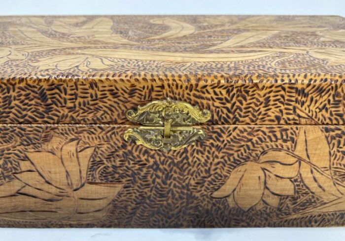 vintage carved wood glove box 6946