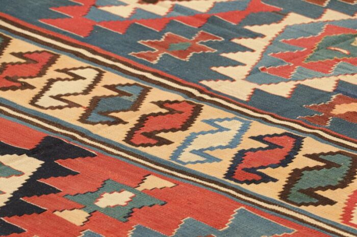 vintage kilim with geometric patterns from rug and kilim 5521