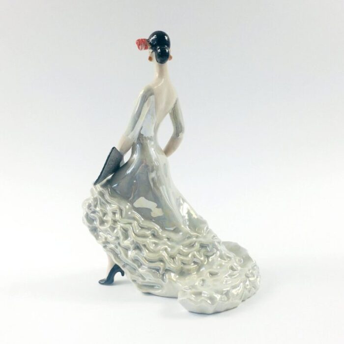 vintage porcelain figurine of flamenco dancer by korosten 1980s 3