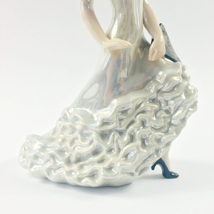 vintage porcelain figurine of flamenco dancer by korosten 1980s 7