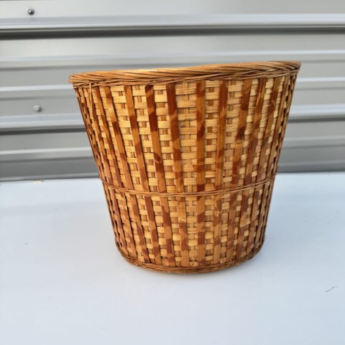 vintage tortoise rattan wastebasket 0803