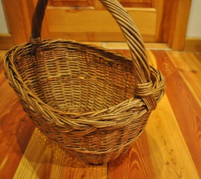 vintage wicker basket 1950s 3