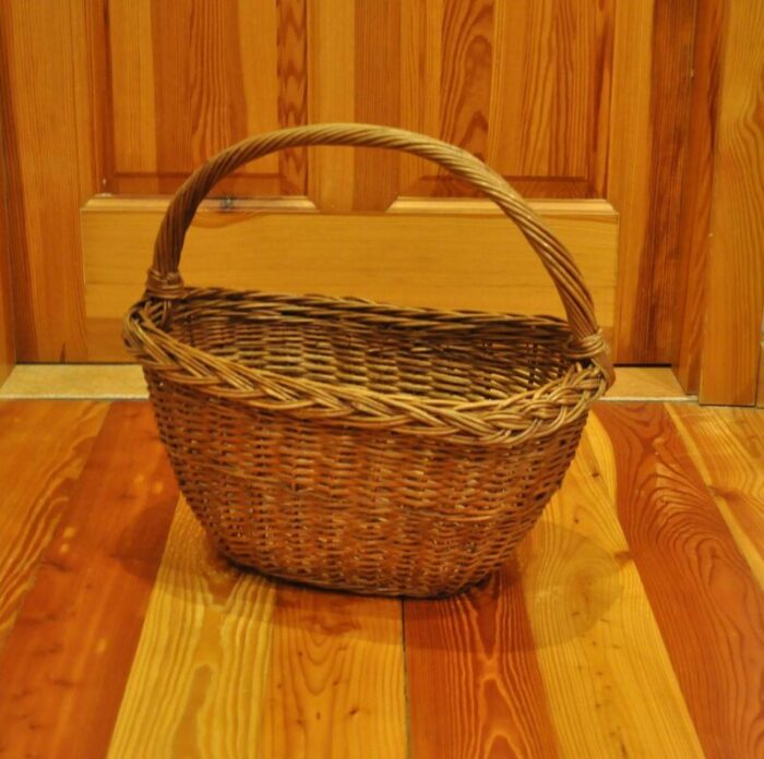 vintage wicker basket 1950s 5