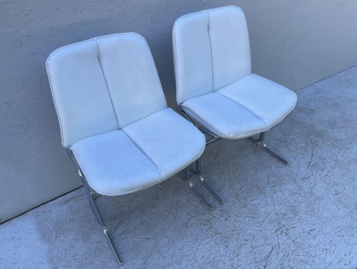 white leather and chrome dining chairs 1970s set of 2 1323