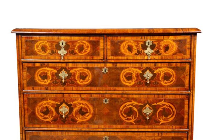 william and mary walnut and oyster veneer chest of drawers 3721