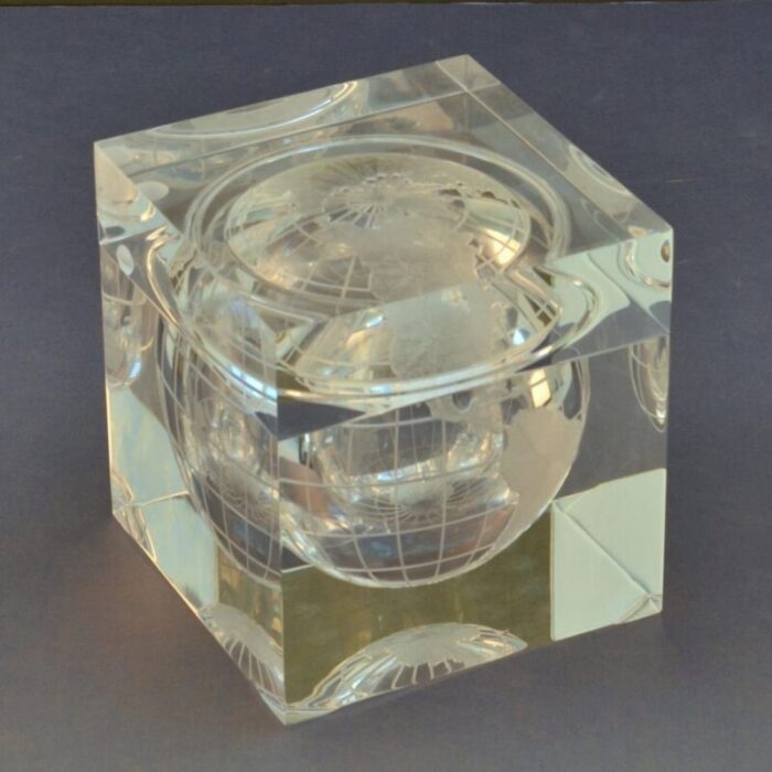 world globe acrylic cube ice bucket by alessandro albrizzi 1960s 6